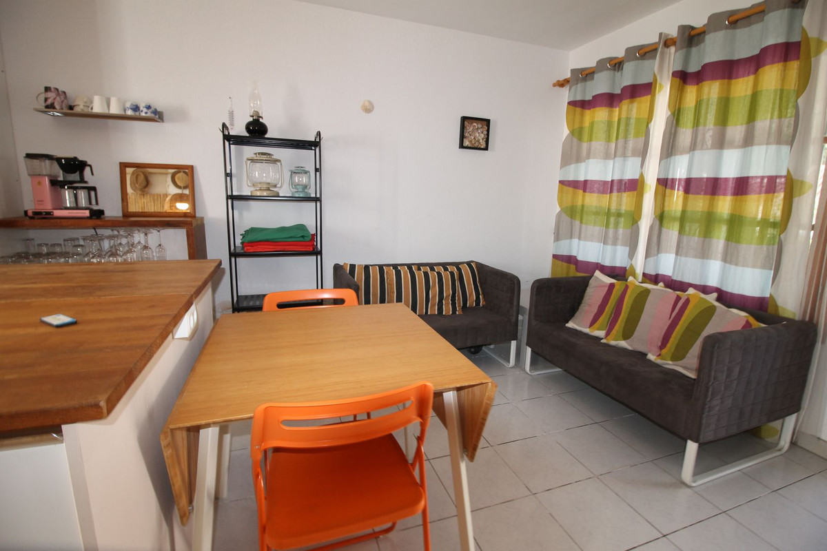 Se vende Apartamento Planta Baja de 2 dormitorios en Costa Del Sol, Málaga, España