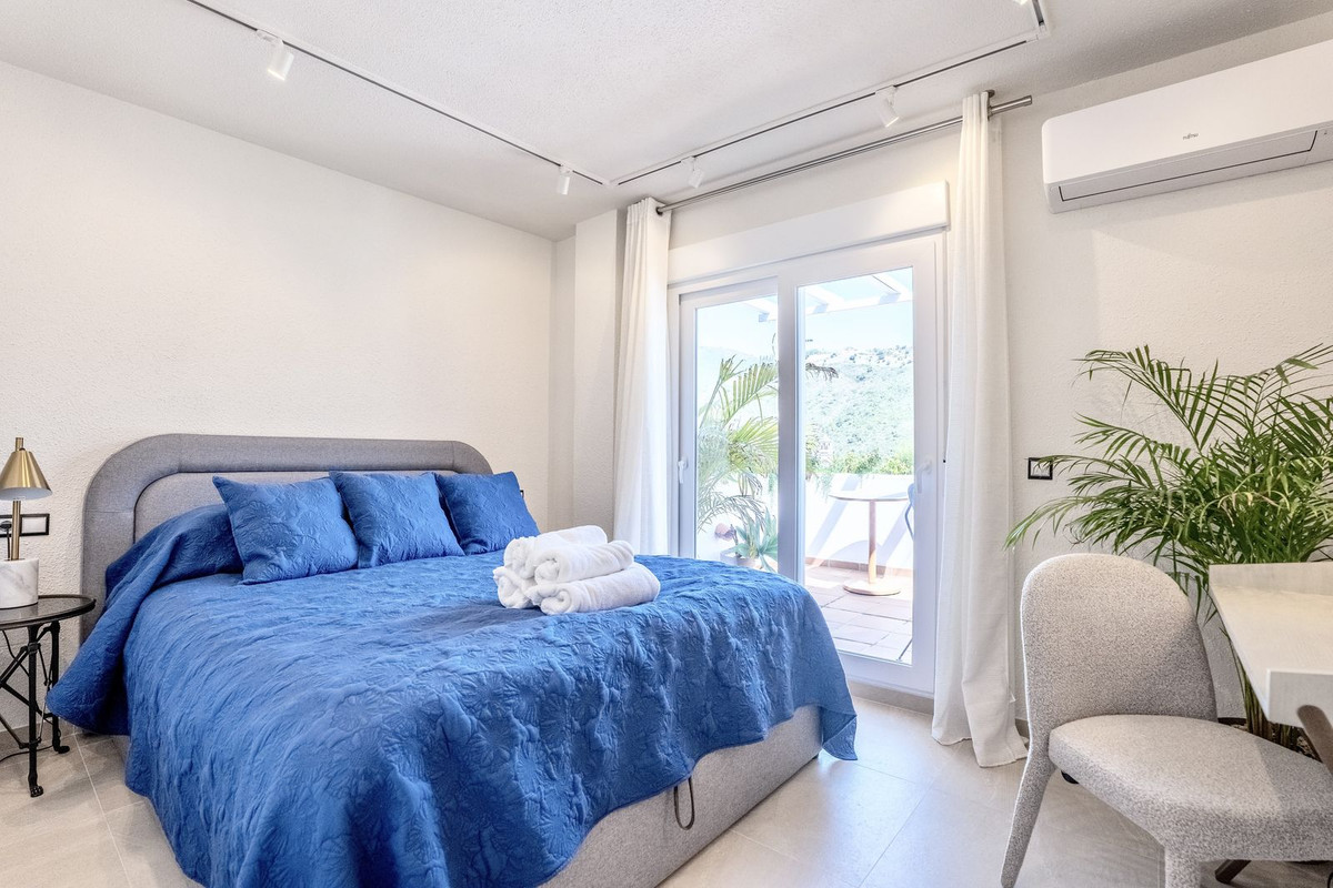 Se vende Apartamento en Planta Última de 1 dormitorios en Costa Del Sol, Málaga, España