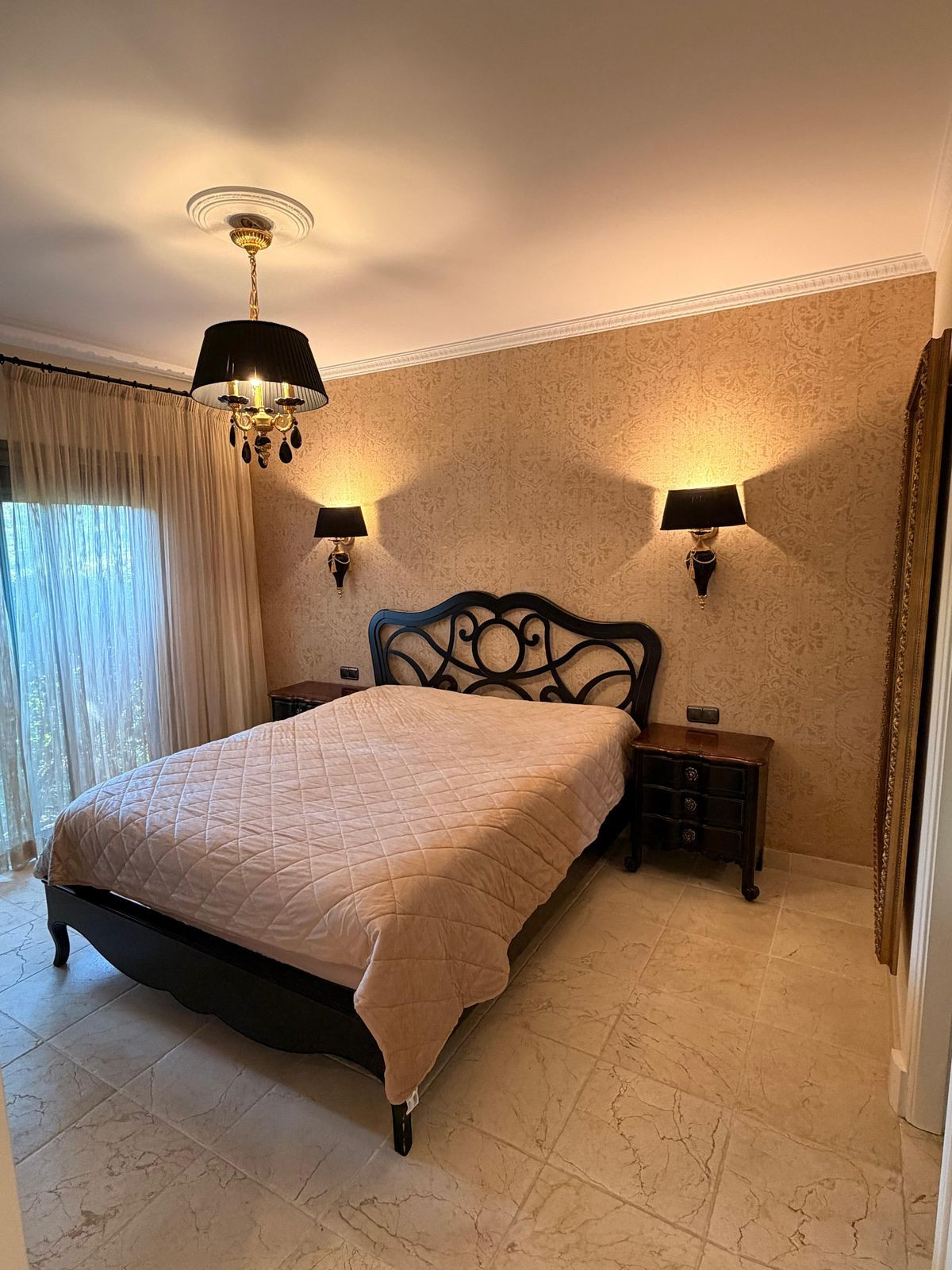 3 Bed Apartment for sale in Estepona Costa Del Sol, Málaga, Spain
