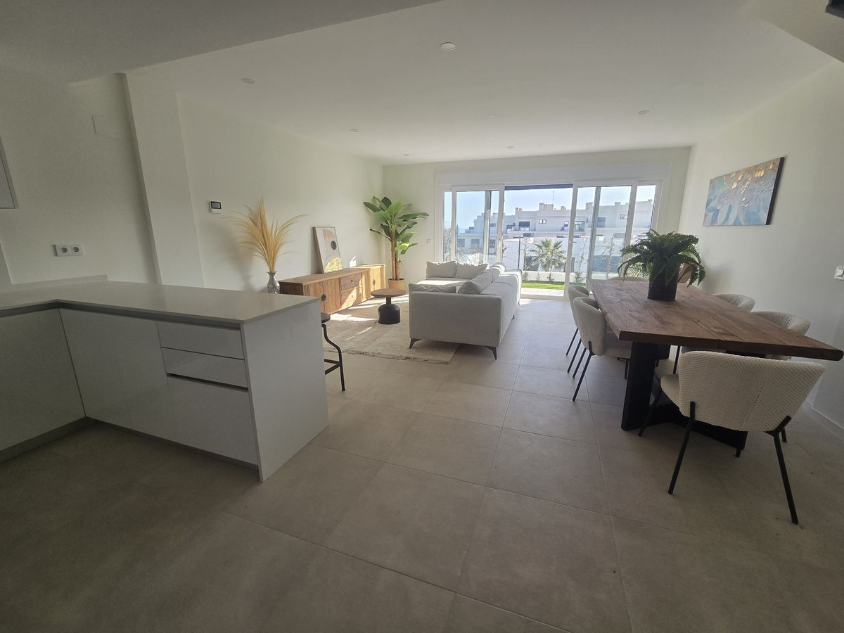 4 Bed Townhouse for sale in La Cala De Mijas Costa Del Sol, Málaga, Spain