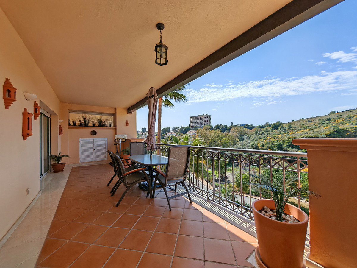 2 Bed Apartment for sale in Marbella Costa Del Sol, Málaga, Spain