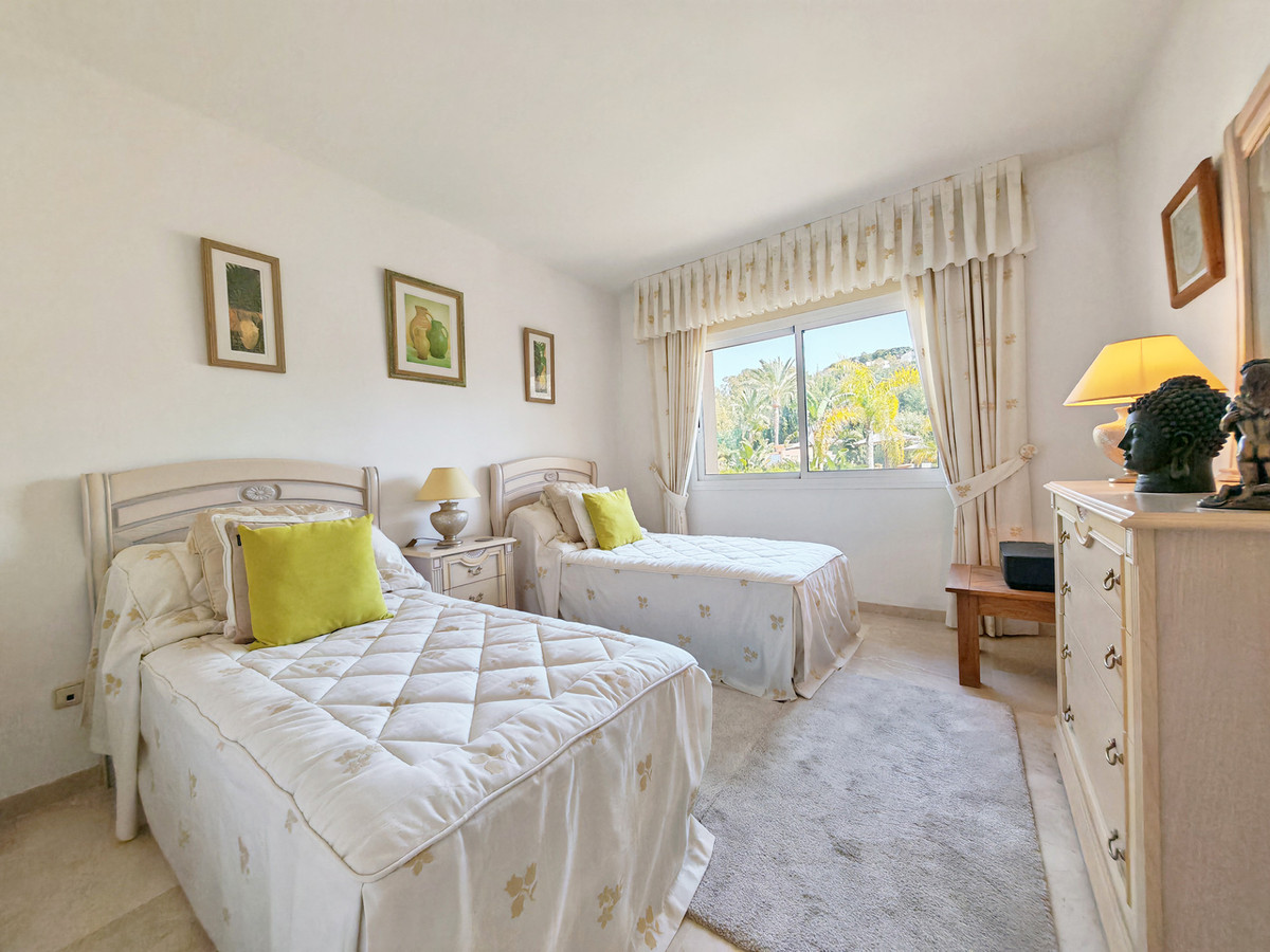 2 Bed Apartment for sale in Marbella Costa Del Sol, Málaga, Spain