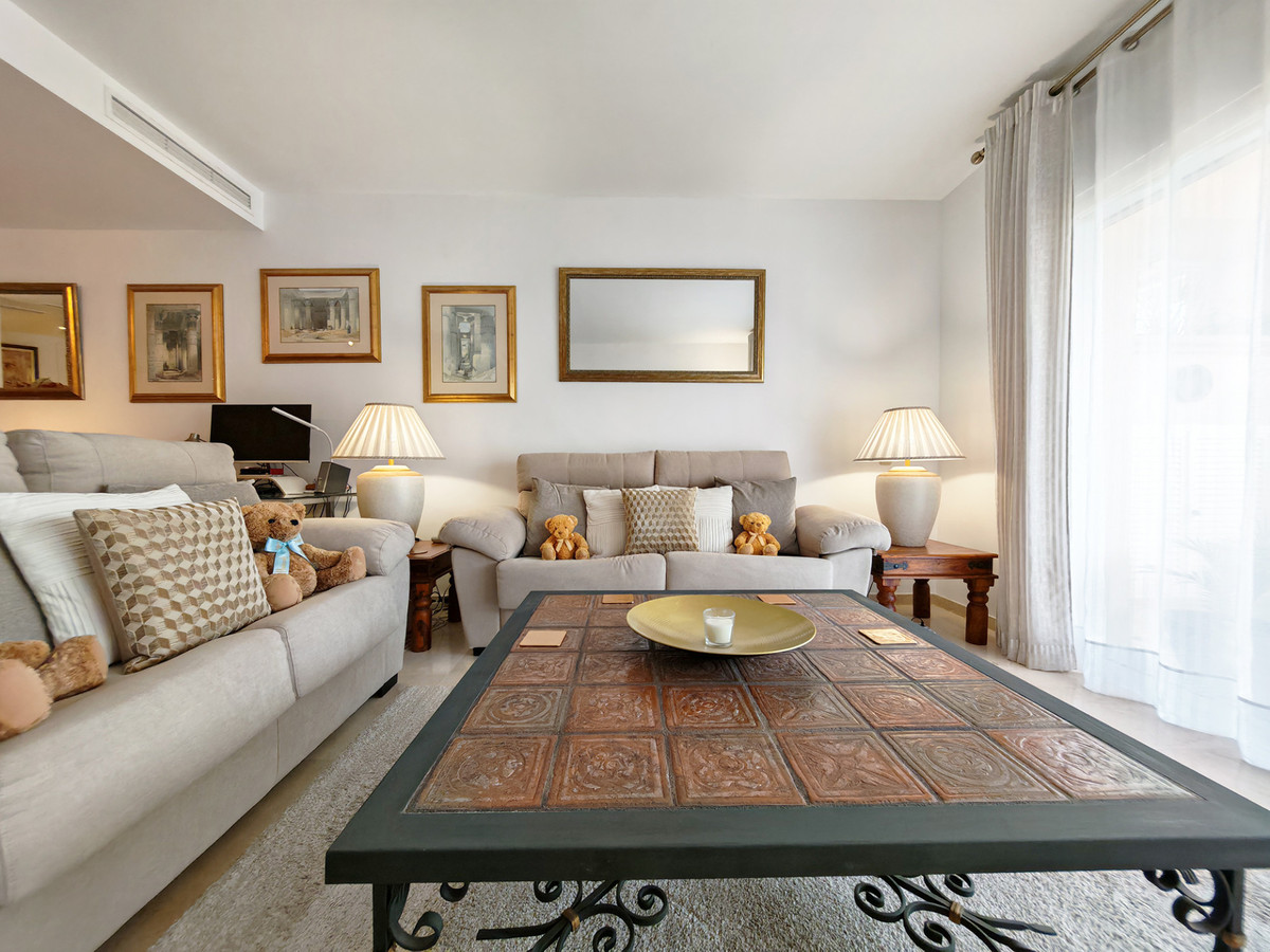 2 Bed Apartment for sale in Marbella Costa Del Sol, Málaga, Spain