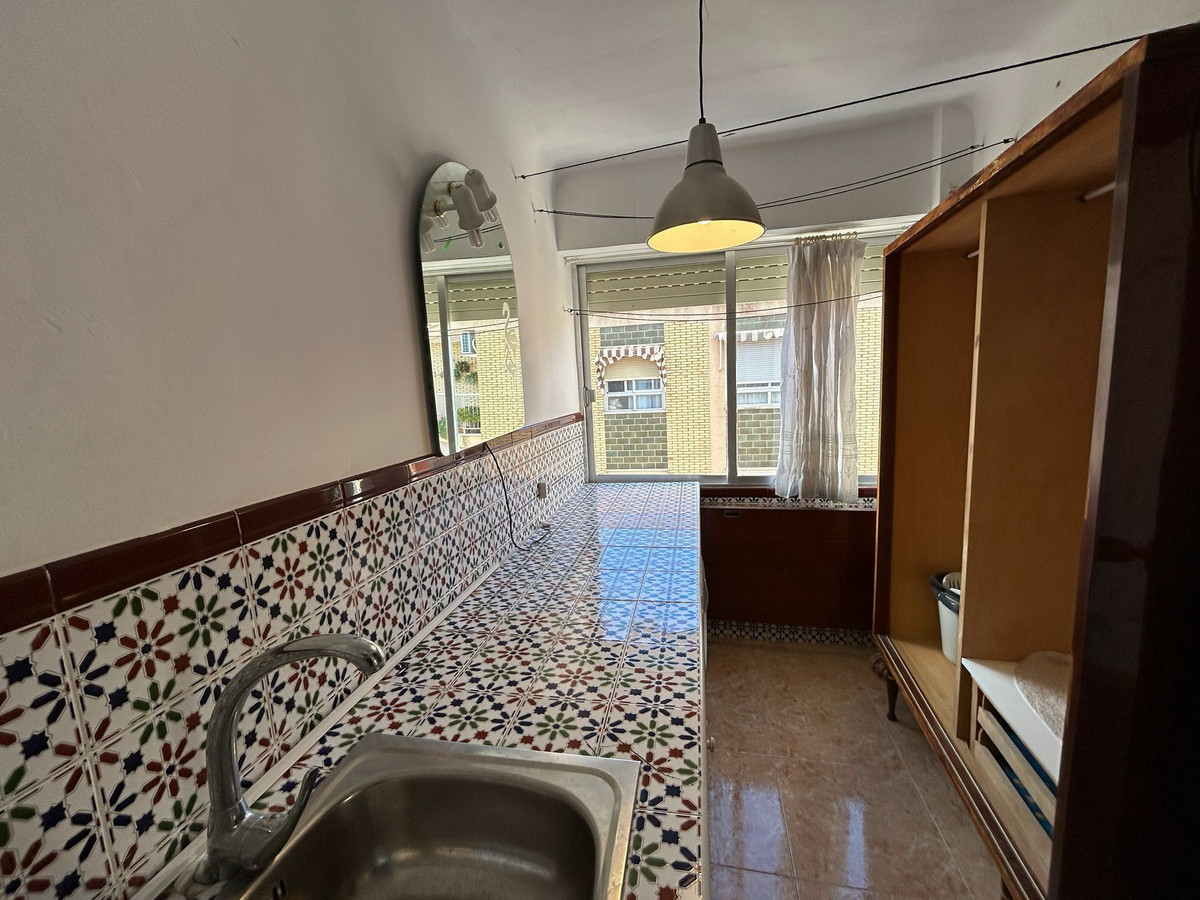 Se vende Apartamento Planta Media de 3 dormitorios en Costa Blanca, Alicante, España