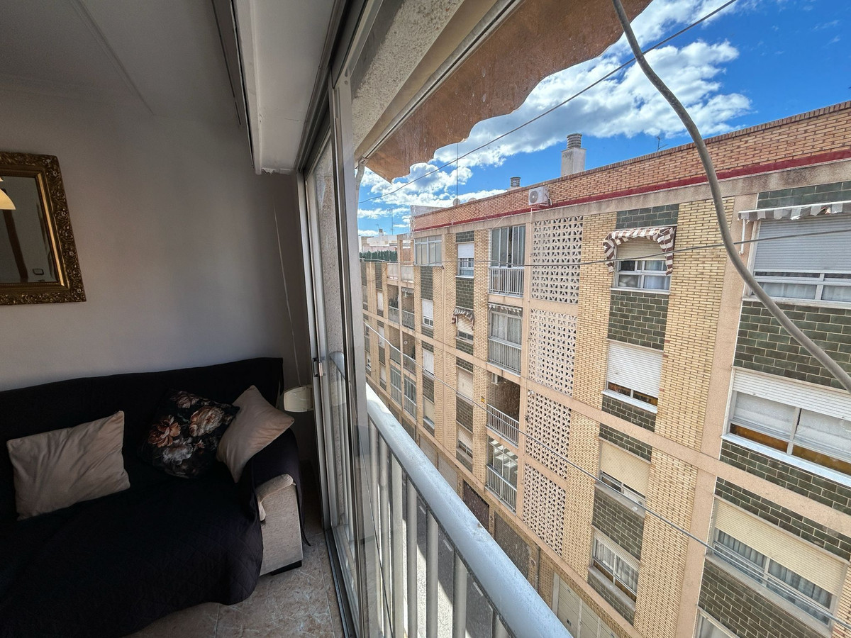 Se vende Apartamento Planta Media de 3 dormitorios en Costa Blanca, Alicante, España