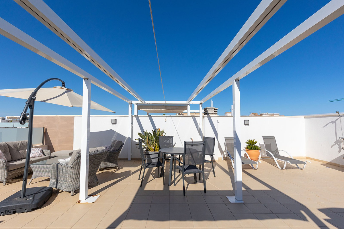 Se vende Ático de 2 dormitorios en Costa Blanca, Alicante, España