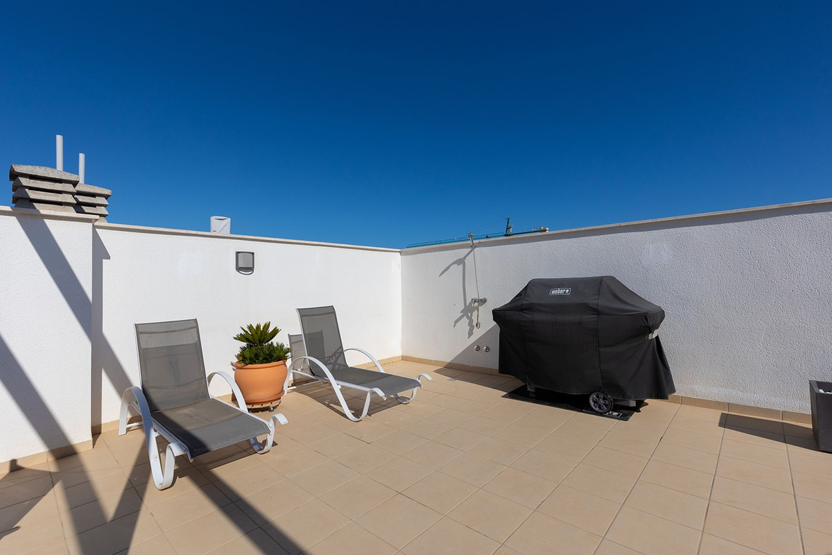 Se vende Ático de 2 dormitorios en Costa Blanca, Alicante, España