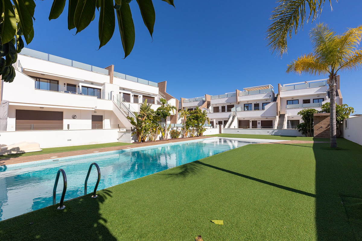 Se vende Ático de 2 dormitorios en Costa Blanca, Alicante, España
