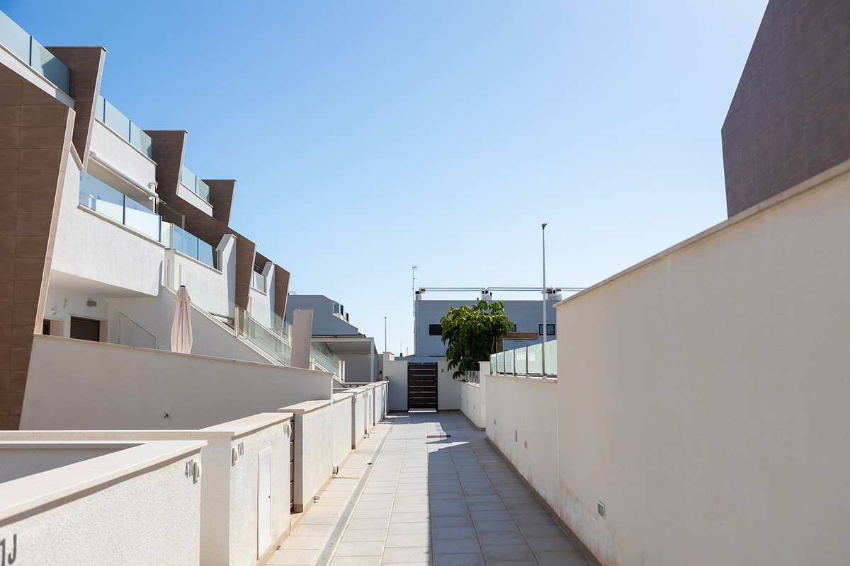 Se vende Ático de 2 dormitorios en Costa Blanca, Alicante, España