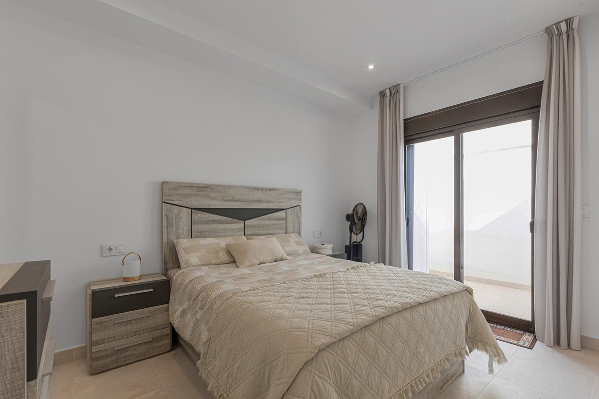 Se vende Ático de 2 dormitorios en Costa Blanca, Alicante, España