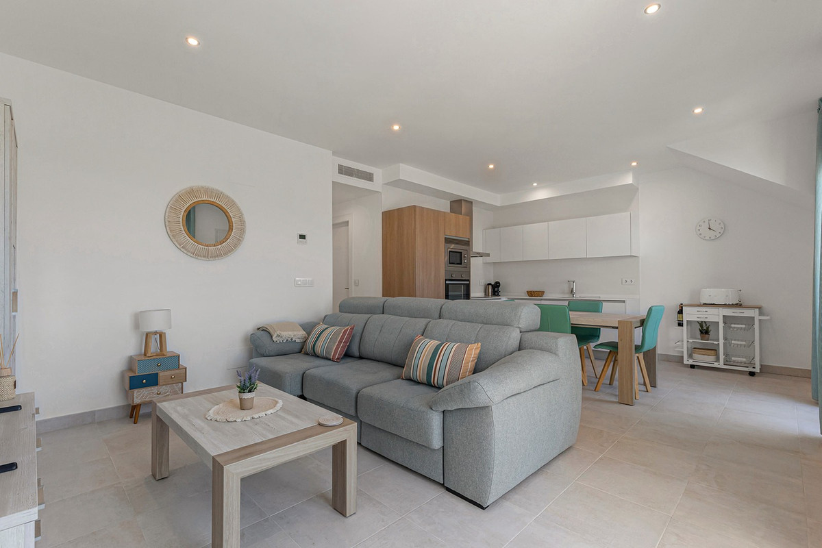 Se vende Ático de 2 dormitorios en Costa Blanca, Alicante, España
