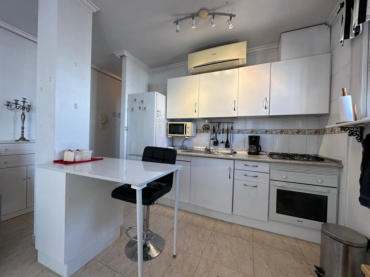 Se vende Apartamento en Planta Última de 2 dormitorios en Costa Blanca, Alicante, España