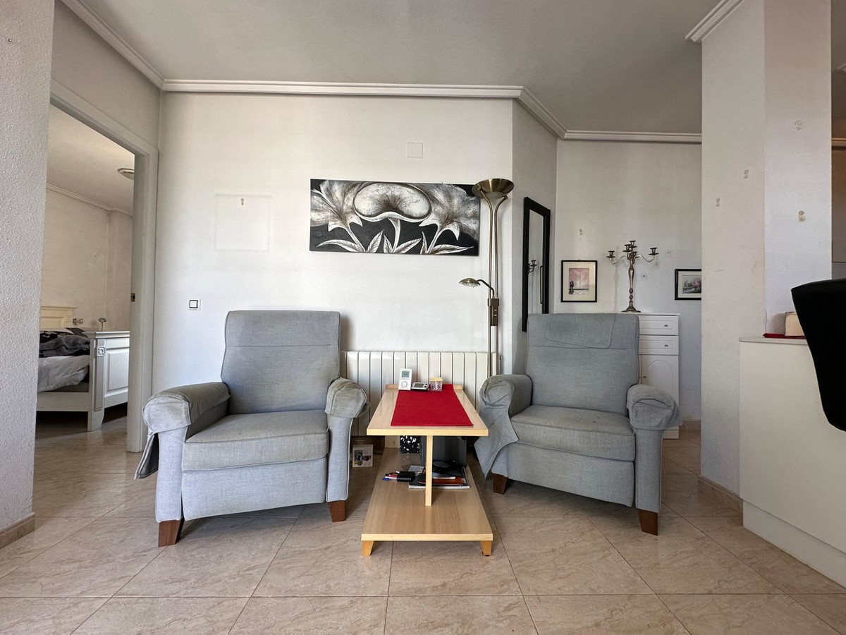 Se vende Apartamento en Planta Última de 2 dormitorios en Costa Blanca, Alicante, España