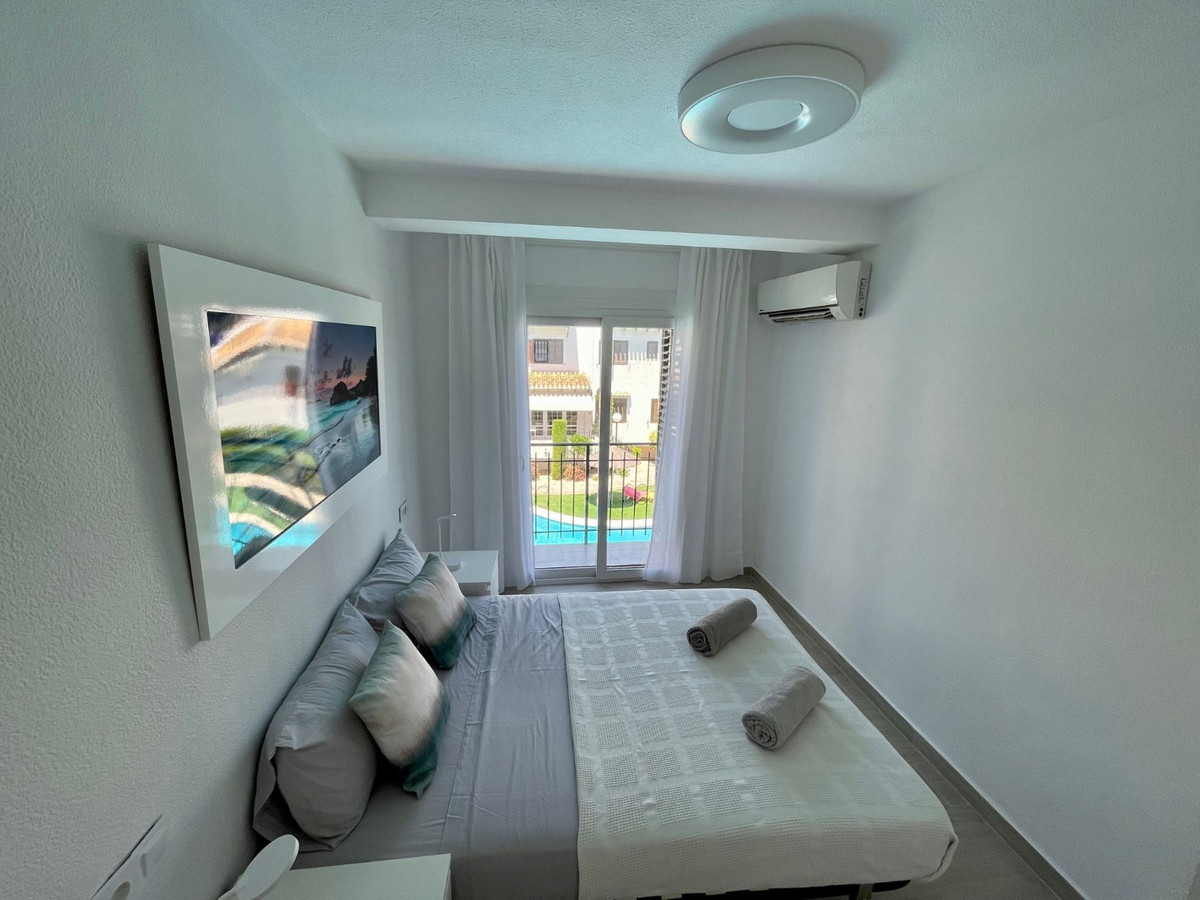 Se vende Apartamento Planta Media de 2 dormitorios en Costa Blanca, Alicante, España