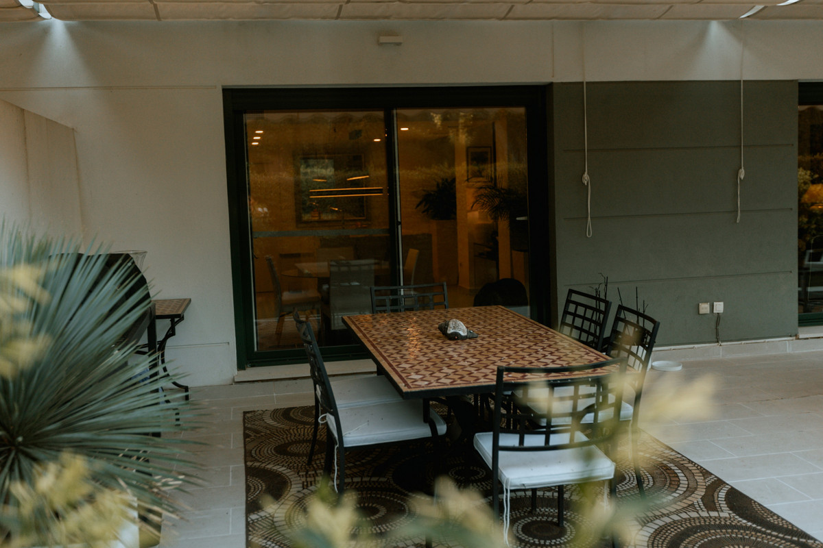 Se vende Apartamento Planta Baja de 3 dormitorios en Costa Del Sol, Cadiz, España