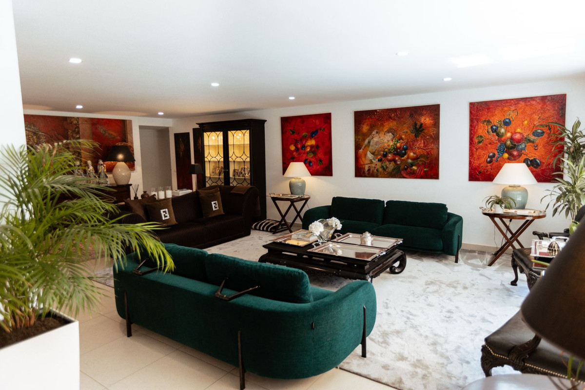 Se vende Apartamento Planta Baja de 3 dormitorios en Costa Del Sol, Cadiz, España
