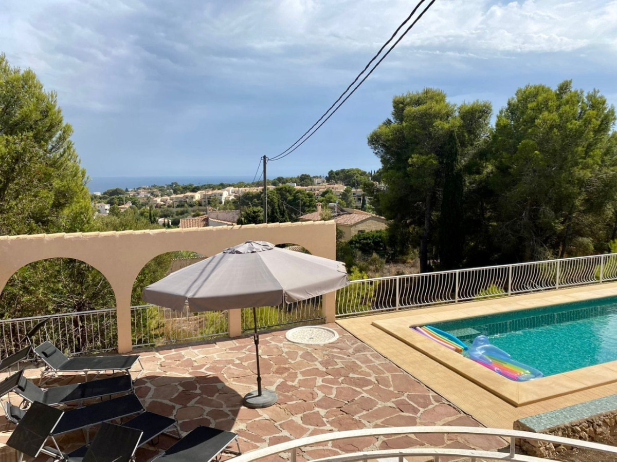 3 Bed Townhouse for sale in La Fustera Costa Blanca, Alicante, Spain