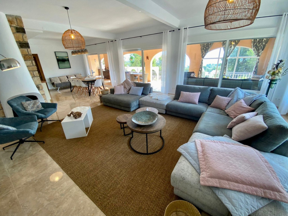 3 Bed Townhouse for sale in La Fustera Costa Blanca, Alicante, Spain