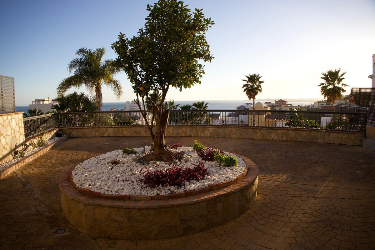 2 Bed Apartment for sale in Benalmadena Costa Del Sol, Málaga, Spain