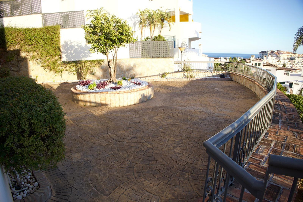 2 Bed Apartment for sale in Benalmadena Costa Del Sol, Málaga, Spain