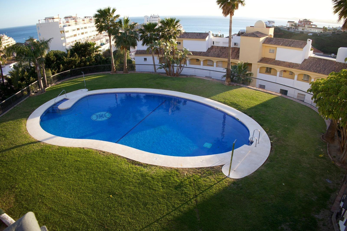 2 Bed Apartment for sale in Benalmadena Costa Del Sol, Málaga, Spain
