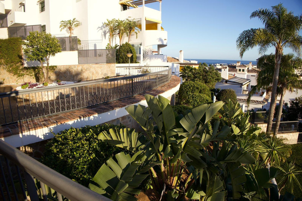 2 Bed Apartment for sale in Benalmadena Costa Del Sol, Málaga, Spain