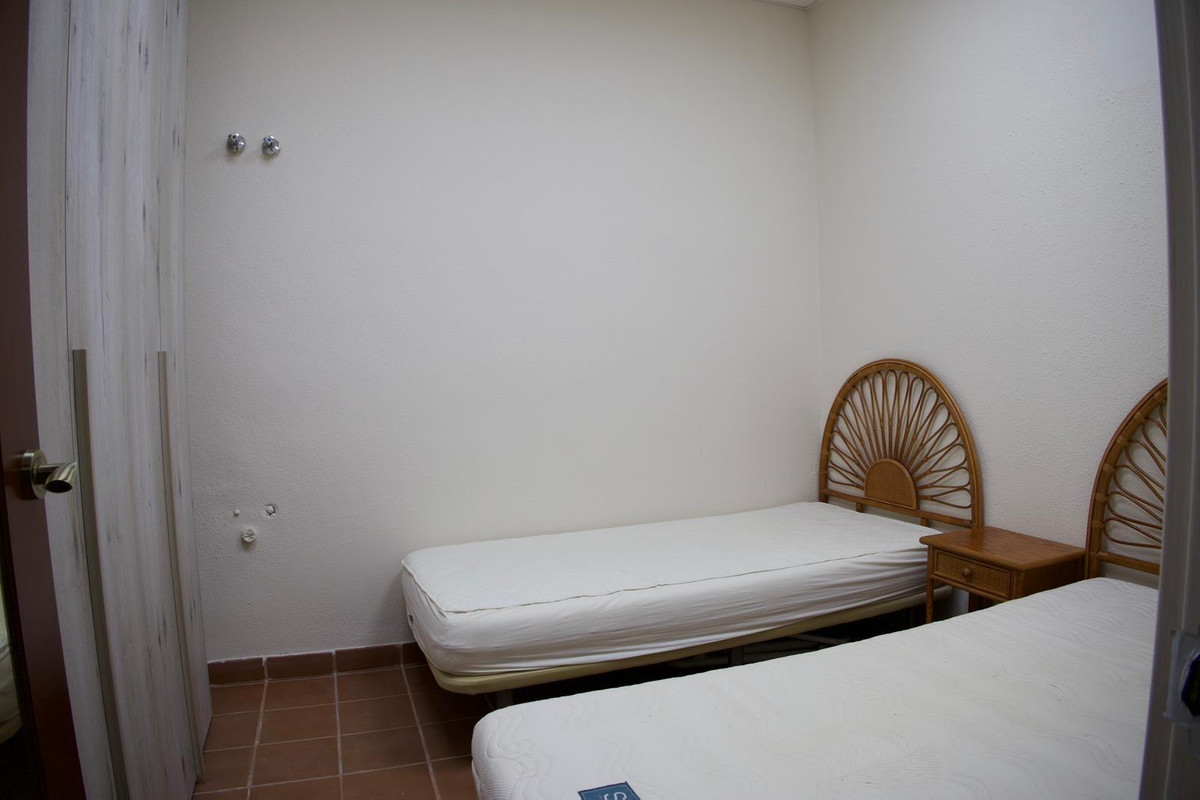 4 Bed Townhouse for sale in Fuengirola Costa Del Sol, Málaga, Spain