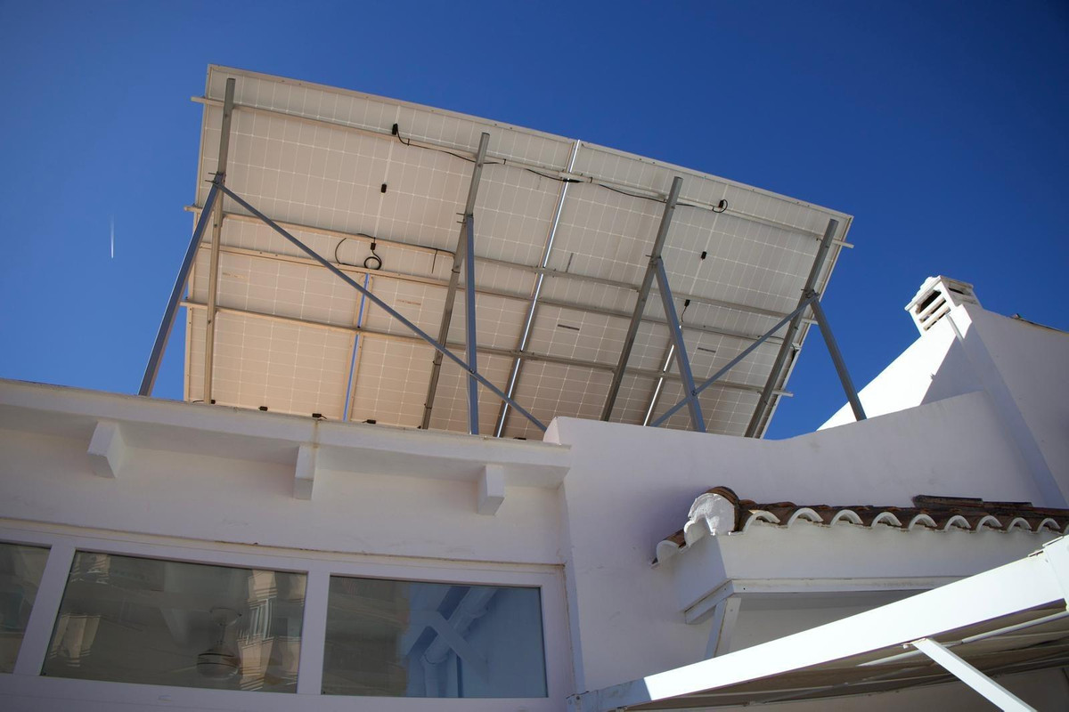 4 Bed Townhouse for sale in Fuengirola Costa Del Sol, Málaga, Spain