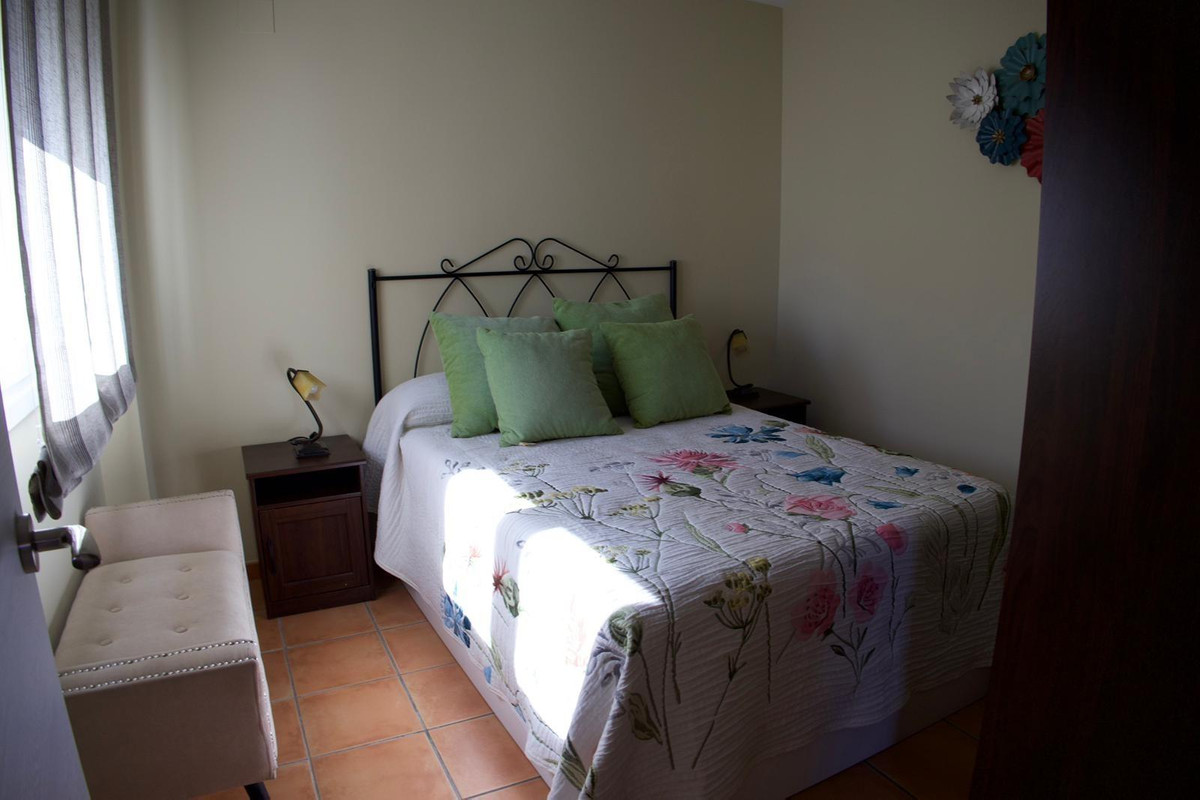 4 Bed Townhouse for sale in Fuengirola Costa Del Sol, Málaga, Spain