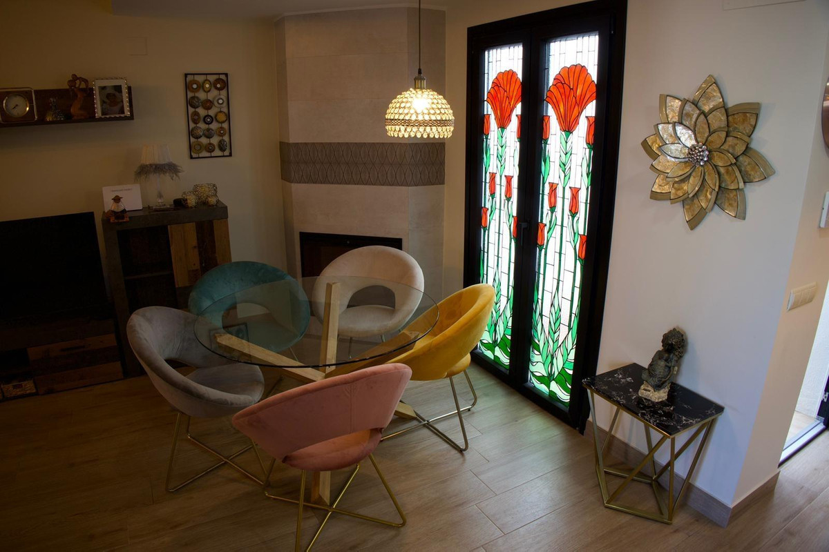 4 Bed Townhouse for sale in Fuengirola Costa Del Sol, Málaga, Spain