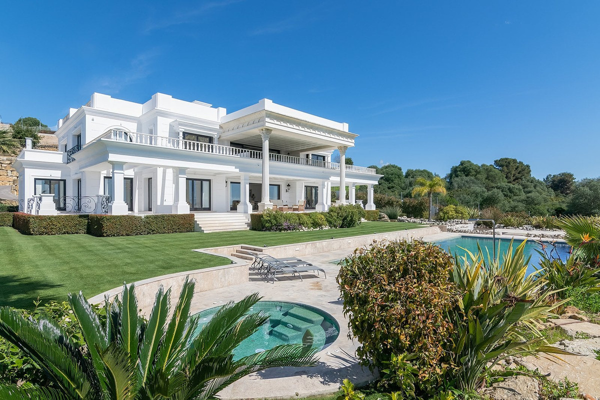 5 Bed Townhouse for sale in Sotogrande Costa Del Sol, Cádiz, Spain