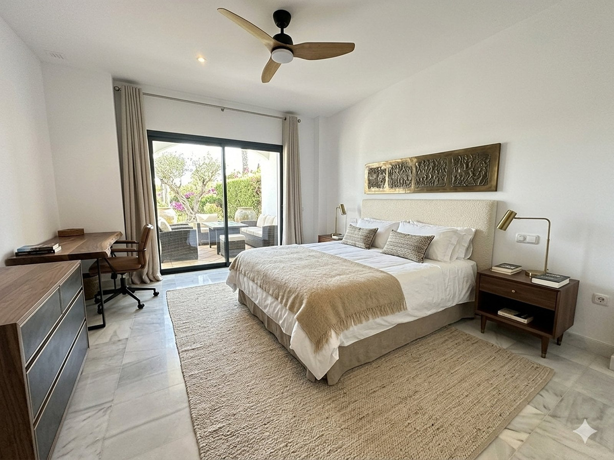 Se vende Apartamento Planta Baja de 3 dormitorios en Costa Del Sol, Cadiz, España