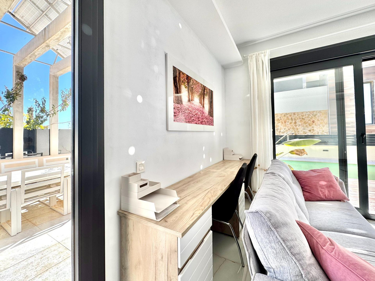 4 Bed Townhouse for sale in Lomas De Cabo Roig Costa Blanca, Alicante, Spain