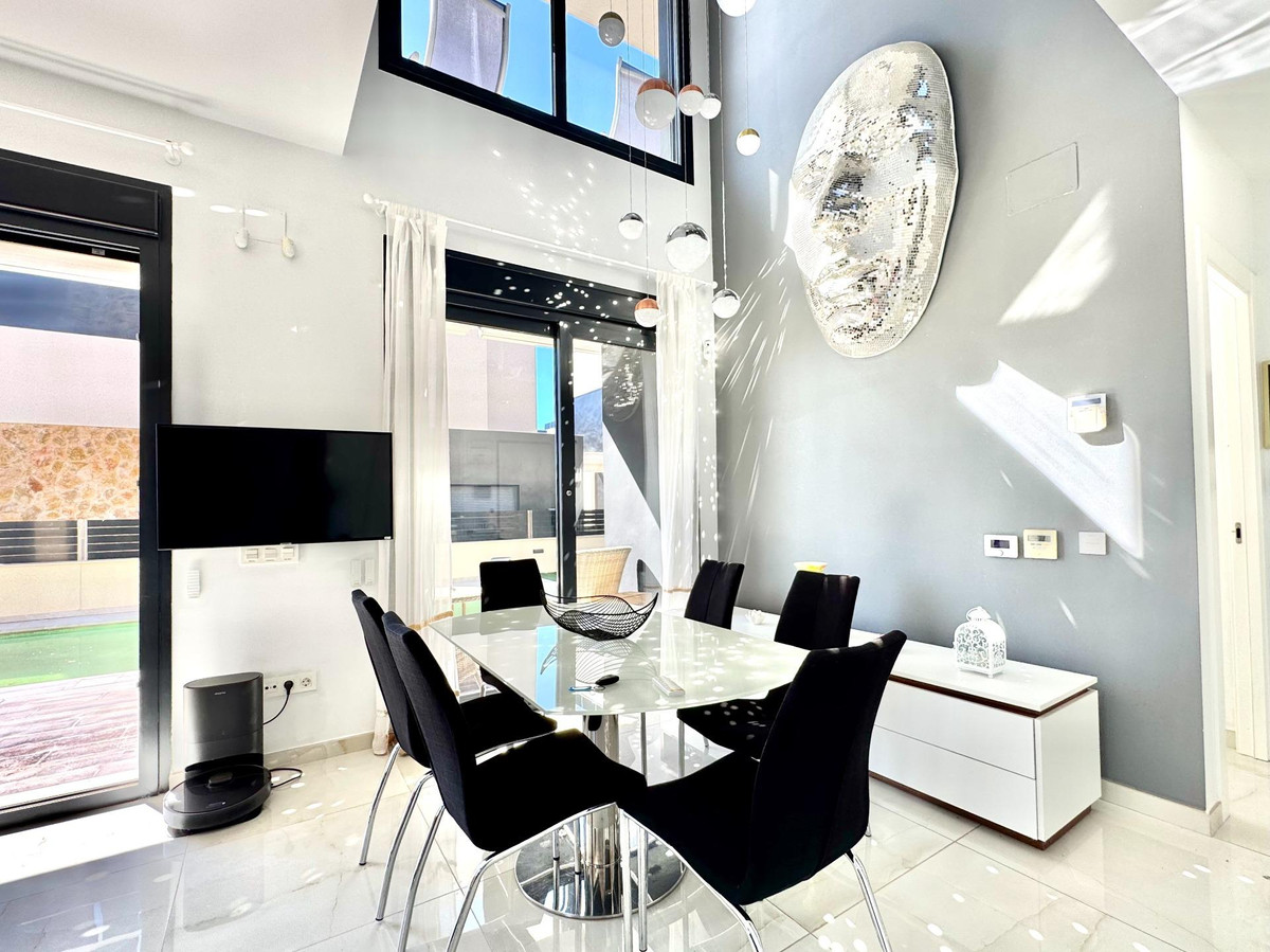 4 Bed Townhouse for sale in Lomas De Cabo Roig Costa Blanca, Alicante, Spain