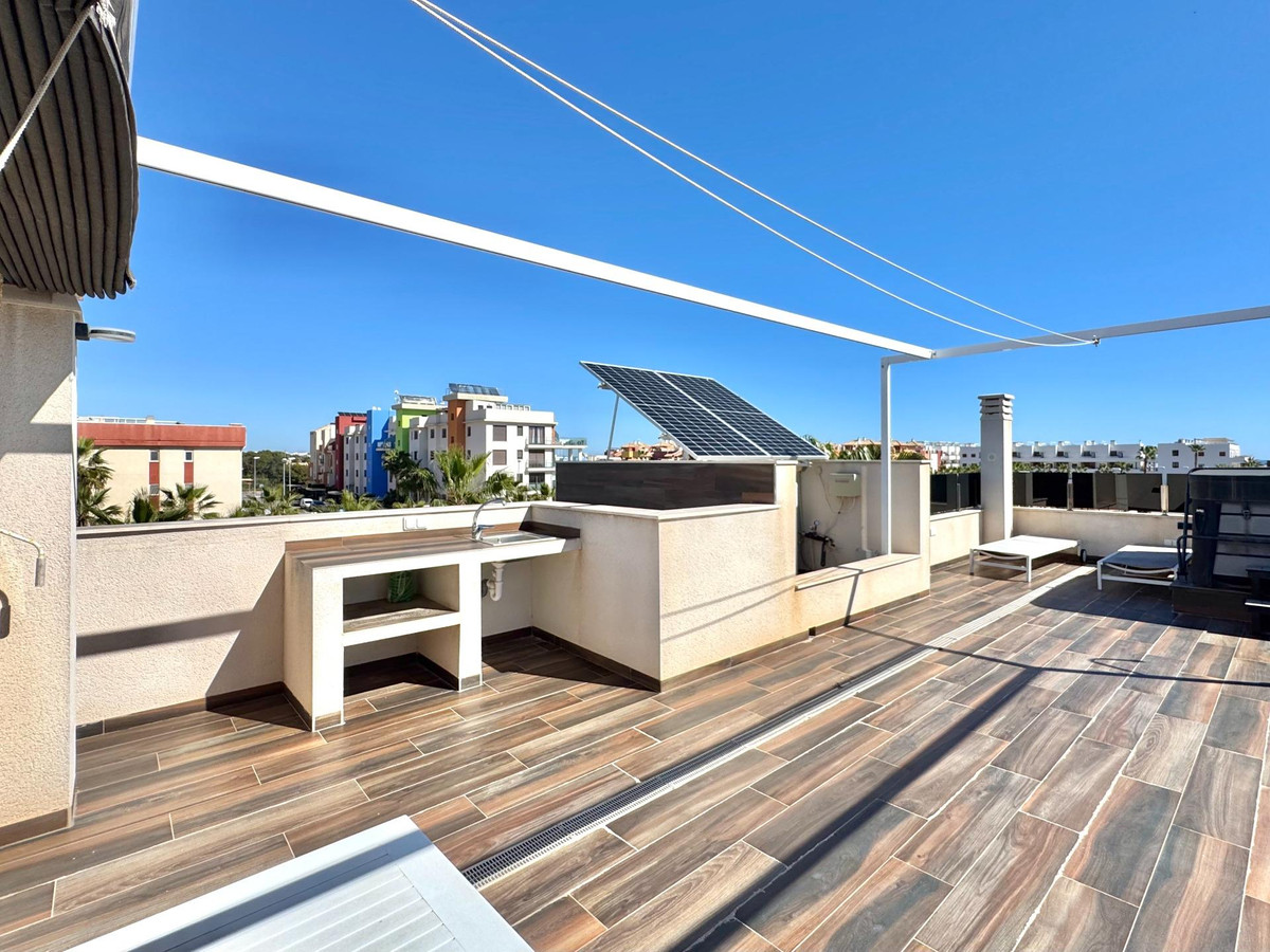 4 Bed Townhouse for sale in Lomas De Cabo Roig Costa Blanca, Alicante, Spain