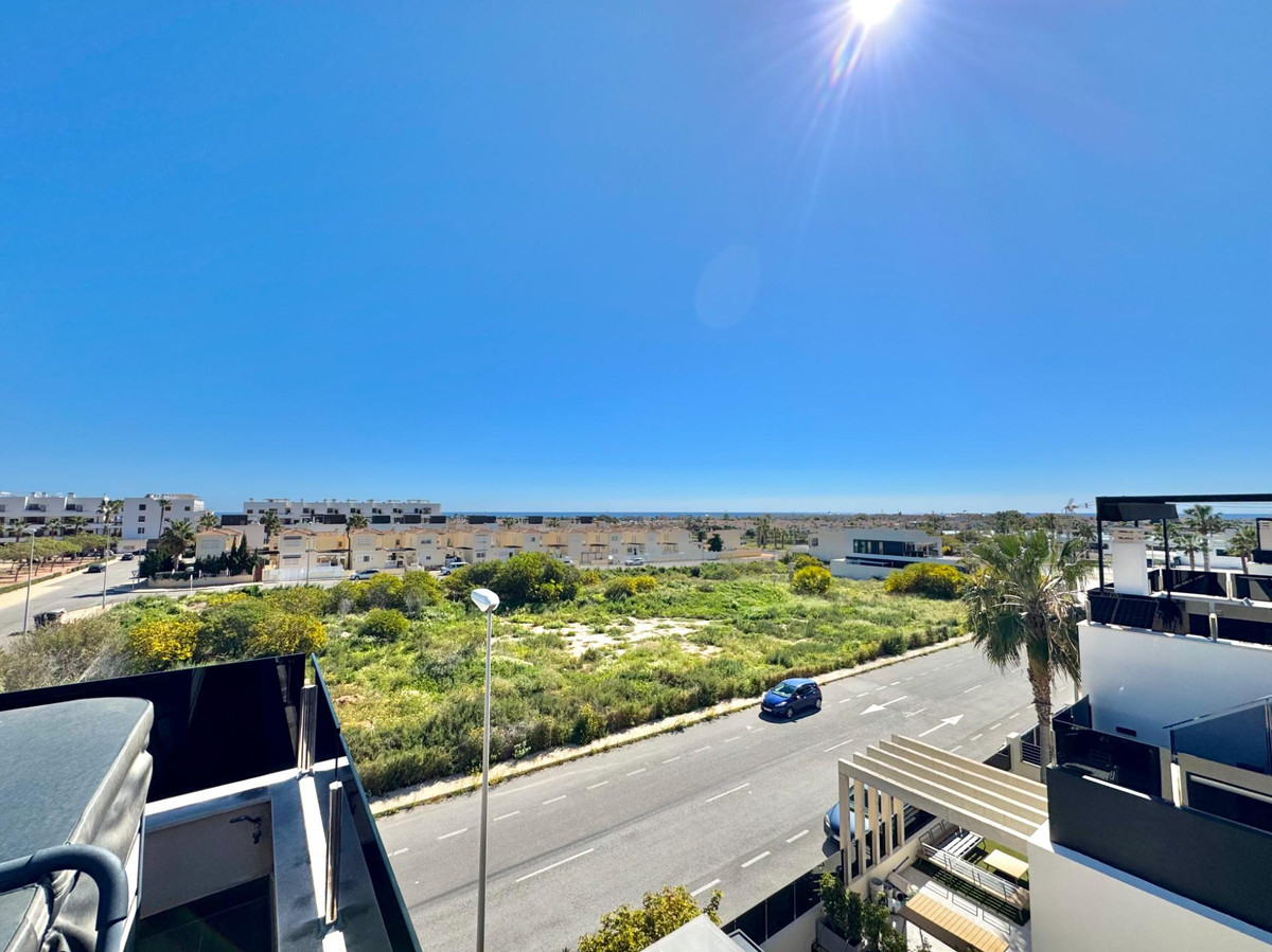 4 Bed Townhouse for sale in Lomas De Cabo Roig Costa Blanca, Alicante, Spain