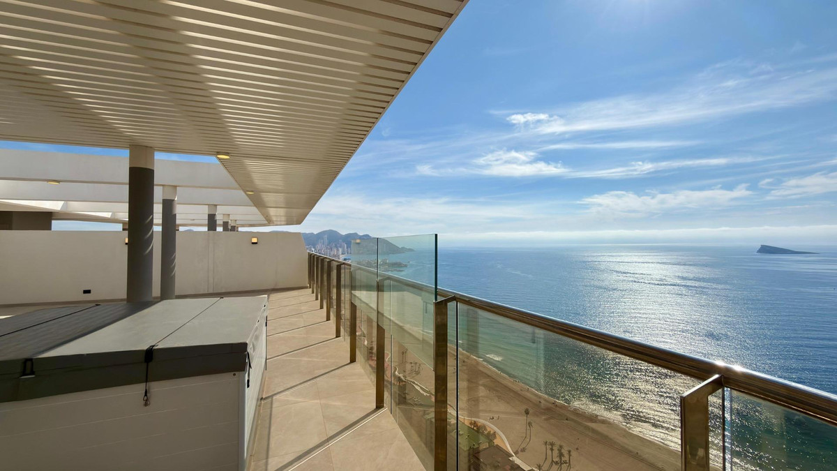 3 Bed Apartment for sale in Benidorm Costa Blanca, Alicante, Spain