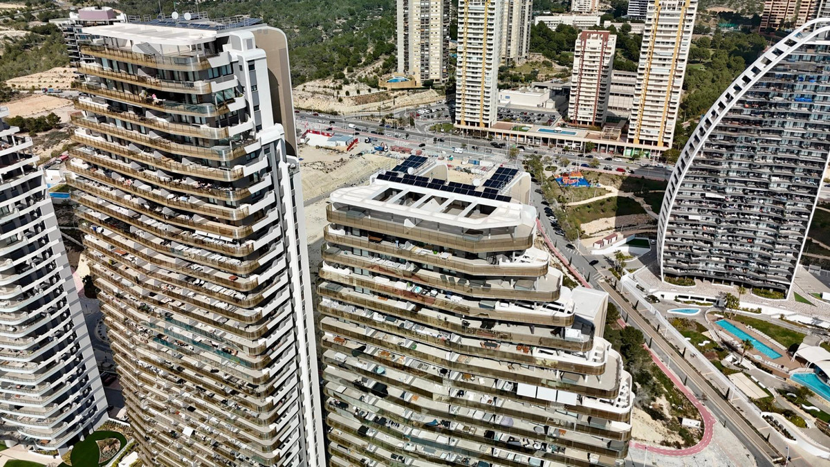 3 Bed Apartment for sale in Benidorm Costa Blanca, Alicante, Spain