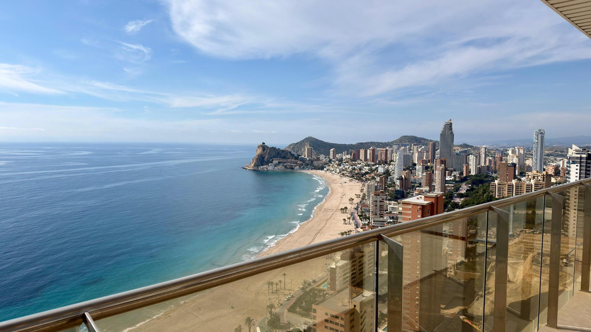3 Bed Apartment for sale in Benidorm Costa Blanca, Alicante, Spain