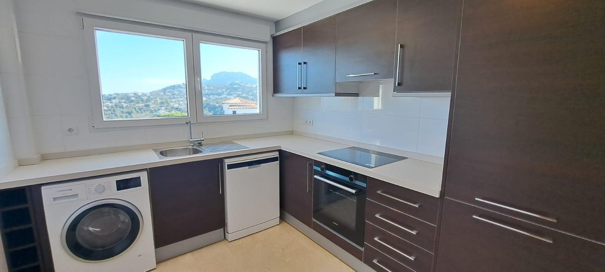 Se vende Apartamento Planta Media de 2 dormitorios en Costa Blanca, Alicante, España