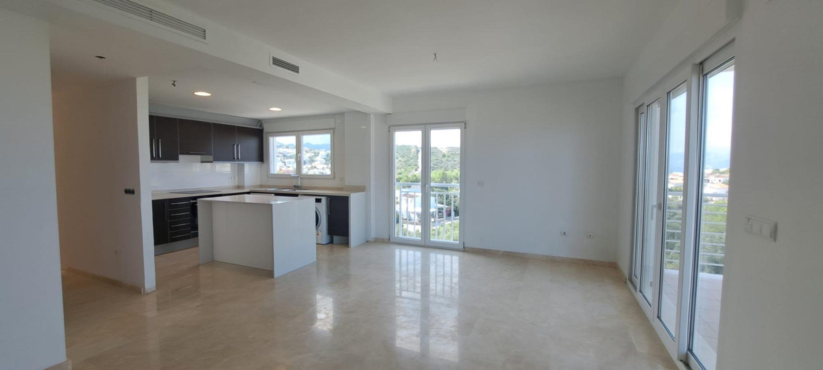 Se vende Apartamento Planta Media de 2 dormitorios en Costa Blanca, Alicante, España