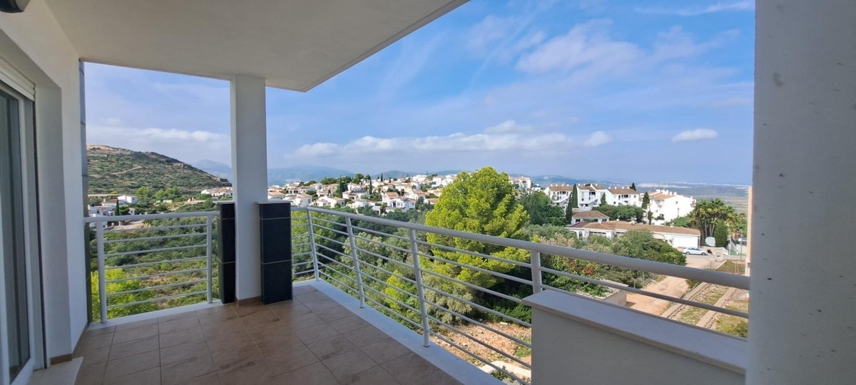 Se vende Apartamento Planta Media de 2 dormitorios en Costa Blanca, Alicante, España