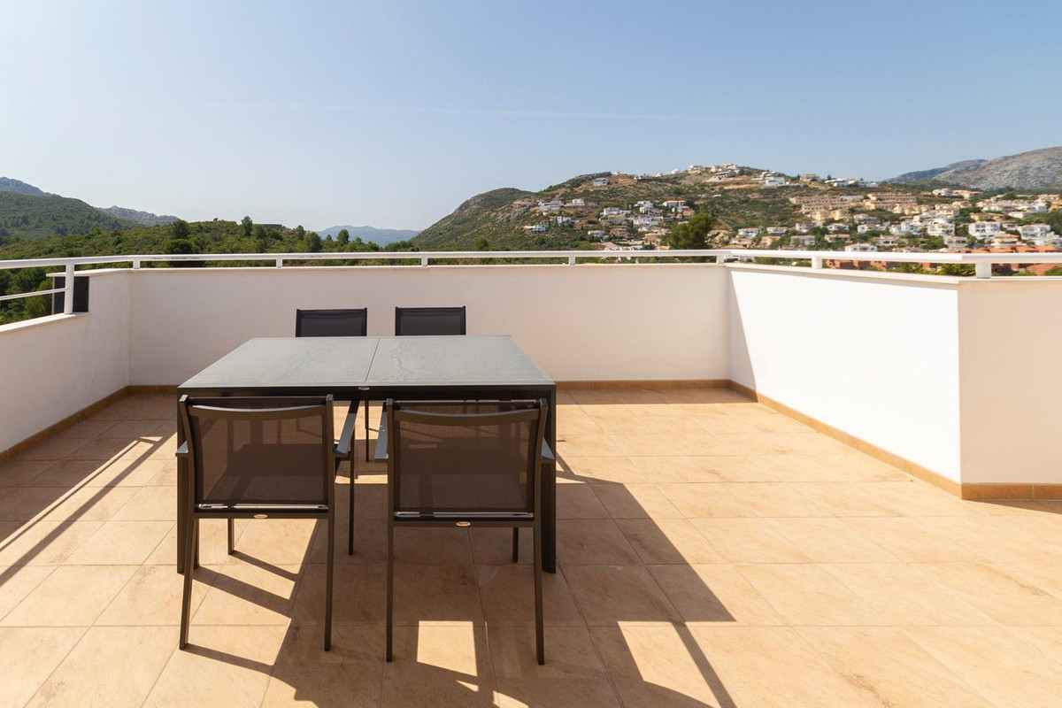 Se vende Apartamento Planta Media de 2 dormitorios en Costa Blanca, Alicante, España