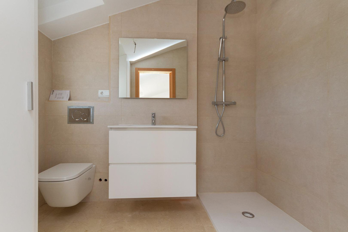Se vende Apartamento Planta Media de 2 dormitorios en Costa Blanca, Alicante, España