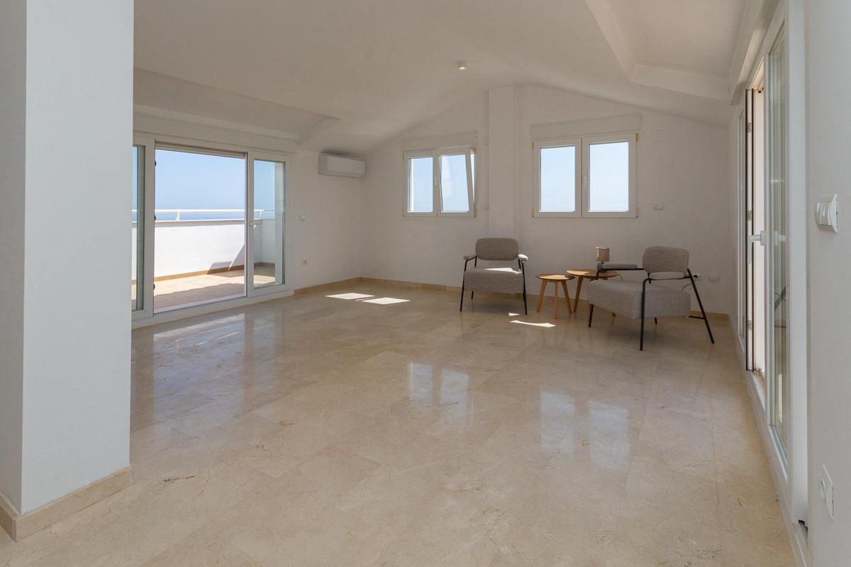 Se vende Apartamento Planta Media de 2 dormitorios en Costa Blanca, Alicante, España