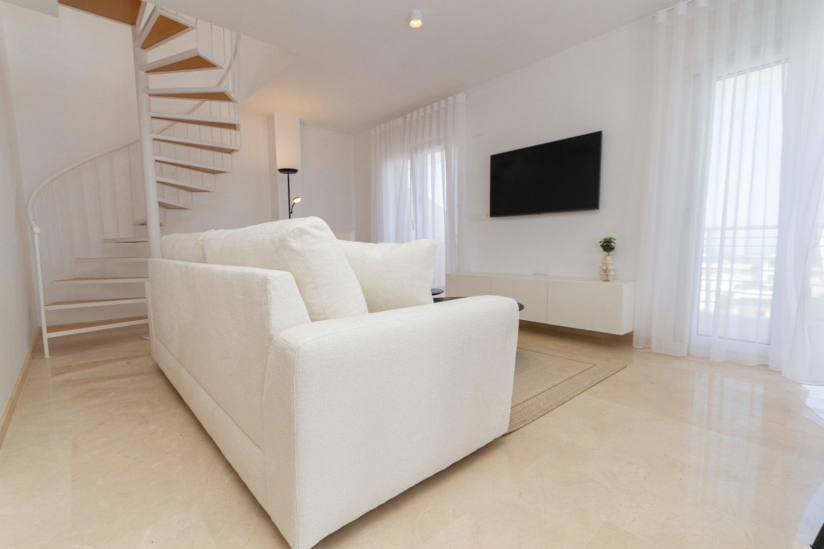 Se vende Apartamento Planta Media de 2 dormitorios en Costa Blanca, Alicante, España