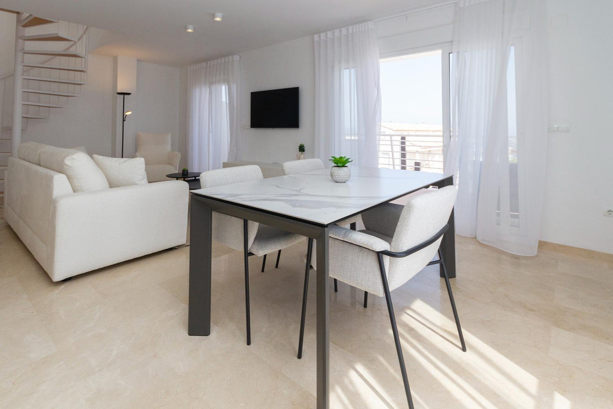 Se vende Apartamento Planta Media de 2 dormitorios en Costa Blanca, Alicante, España