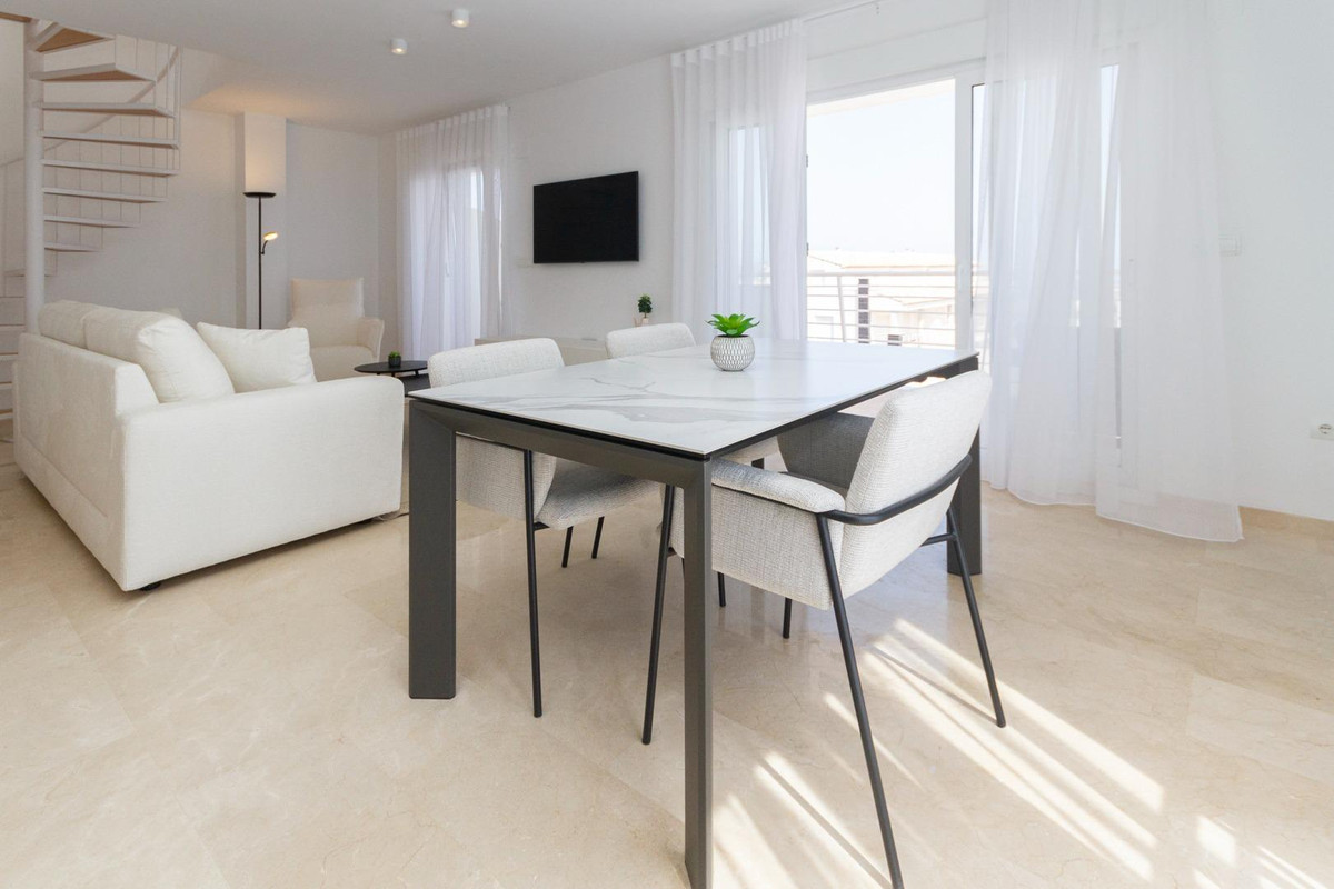 Se vende Apartamento Planta Media de 2 dormitorios en Costa Blanca, Alicante, España