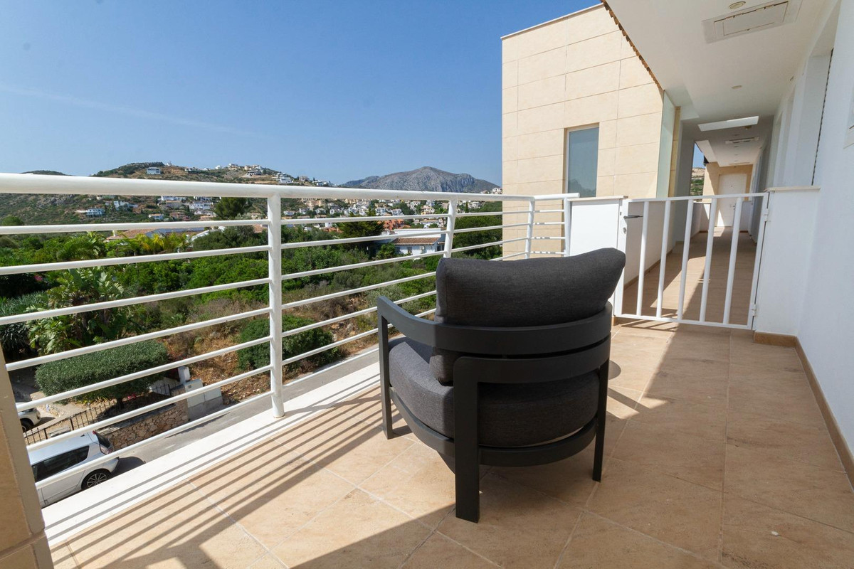Se vende Apartamento Planta Media de 2 dormitorios en Costa Blanca, Alicante, España