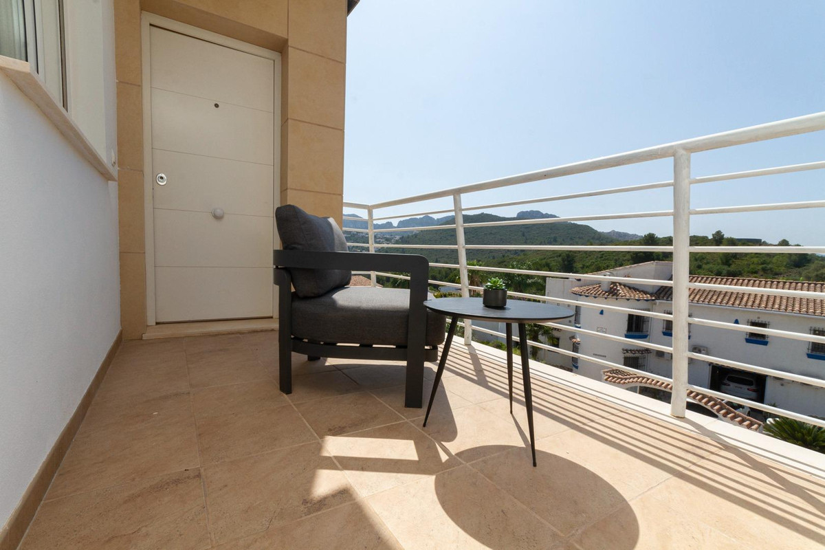 Se vende Apartamento Planta Media de 2 dormitorios en Costa Blanca, Alicante, España